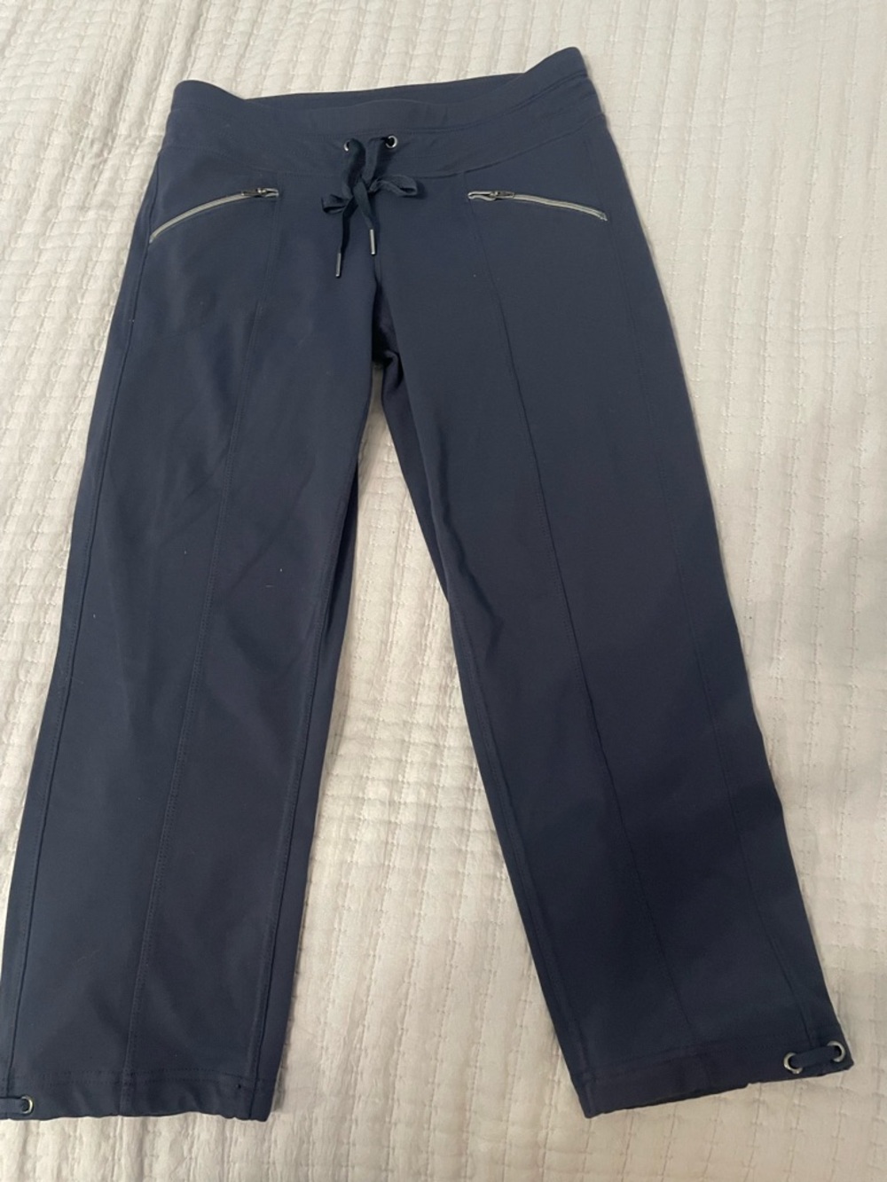 Athleta Navy Blue Crop Pants XS Zip Pockets Drawstring